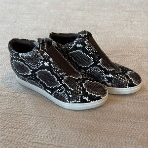 Aqua College Glady Low Top
Fashion Sneakers